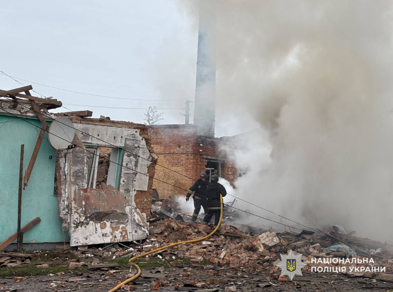 Удари по заходу України, пожежі та чимало постраждалих: все про наслідки масованої атаки РФ
